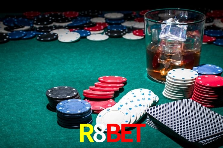 Interface Premium R8BET